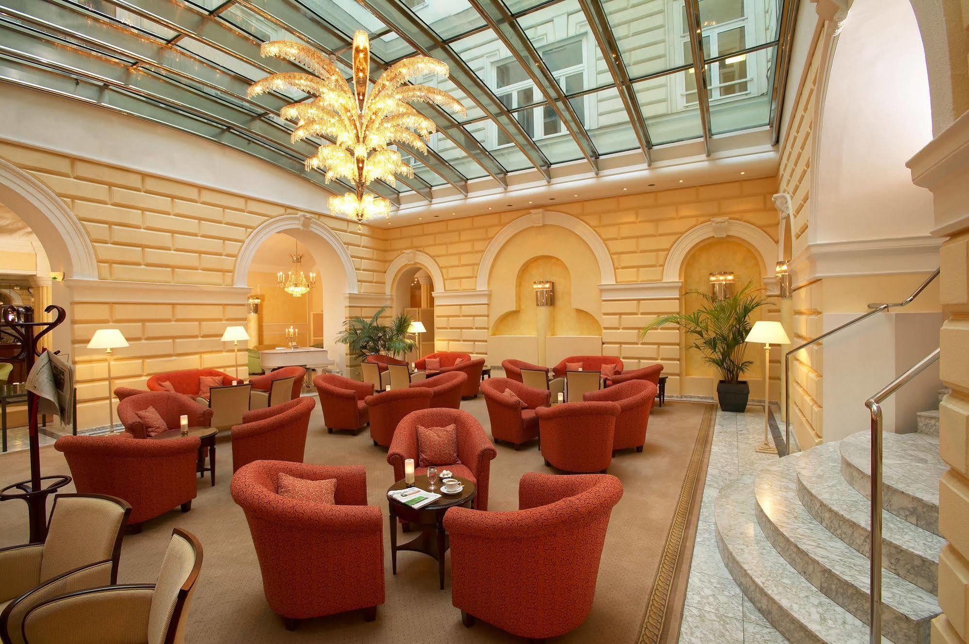 Hotel De France Wien Restoran gambar